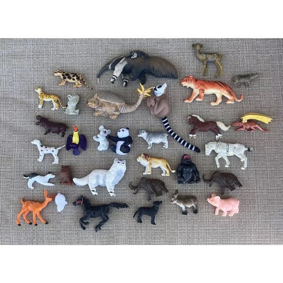 Lot Of 89 Plastic Toy Dinosaurs & Animals Various Brands And Sizes 2.5 Lbs - Picture 5 of 8